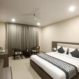 Luxury Delhi Airport New Delhi
