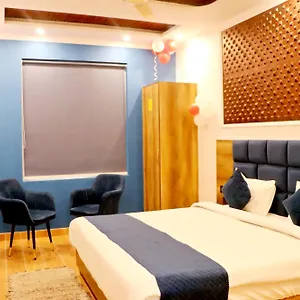 https://red-leaf-hotels.shimlahotels.net