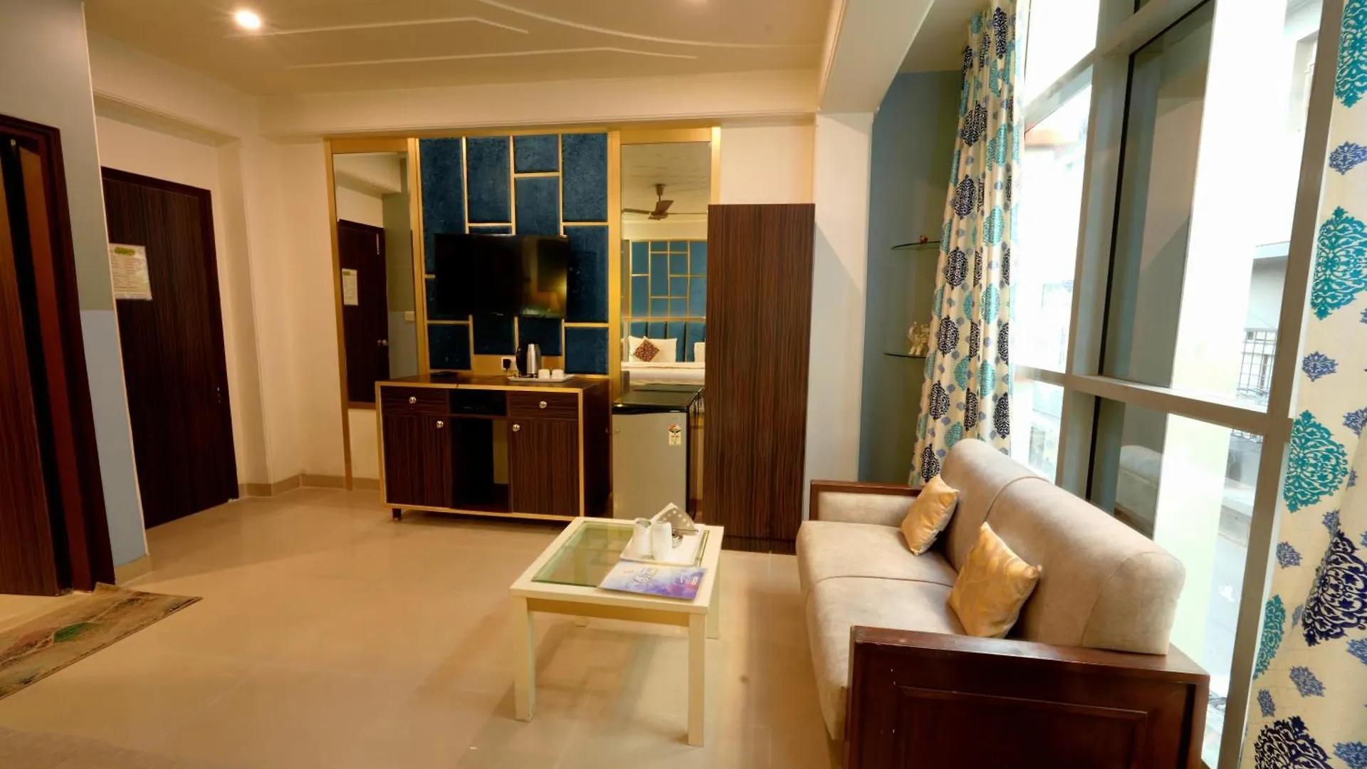 Hotel Oppera Delhi Airport New Delhi