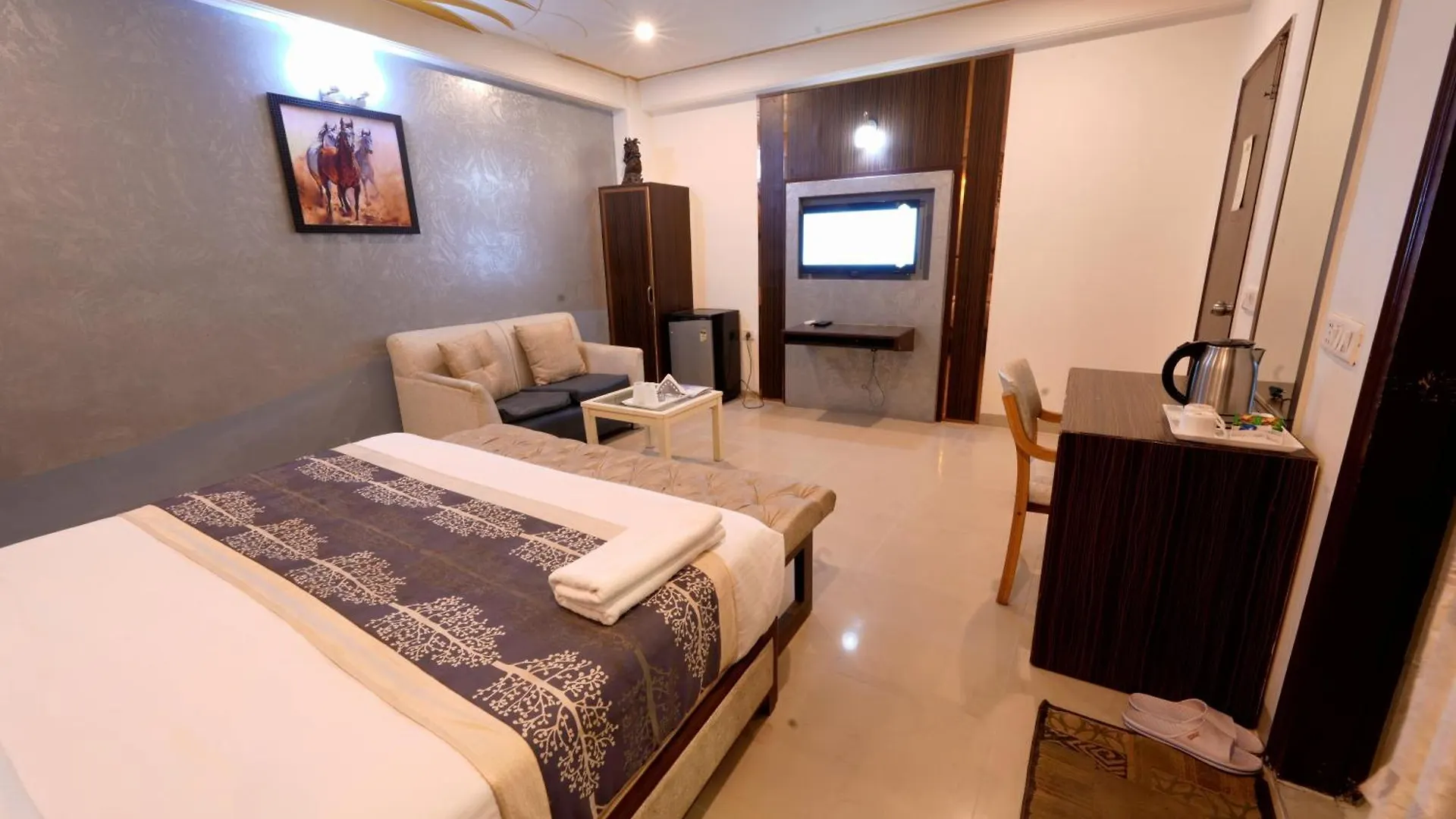 Hotel Oppera Delhi Airport New Delhi 0*,  India